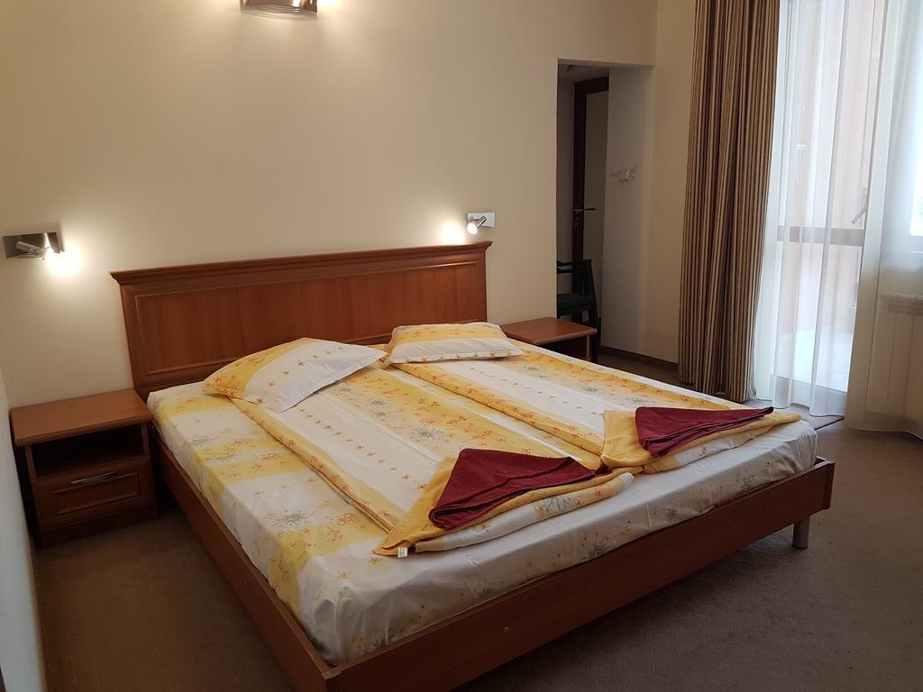 Guest House Markovi Aheloi Exterior foto