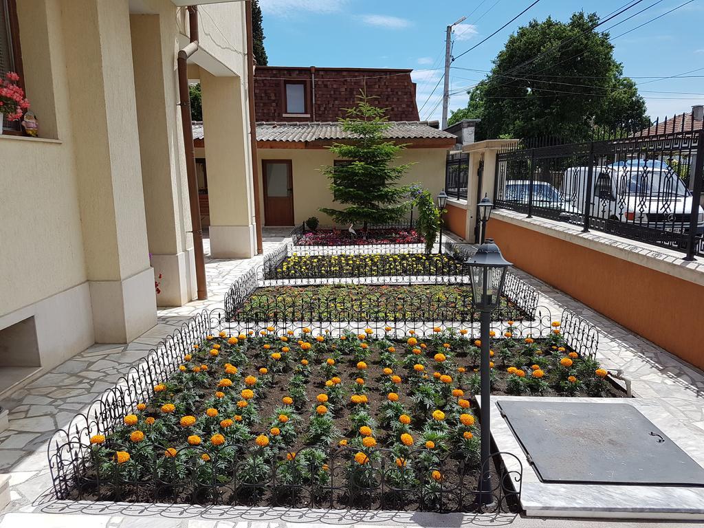 Guest House Markovi Aheloi Exterior foto