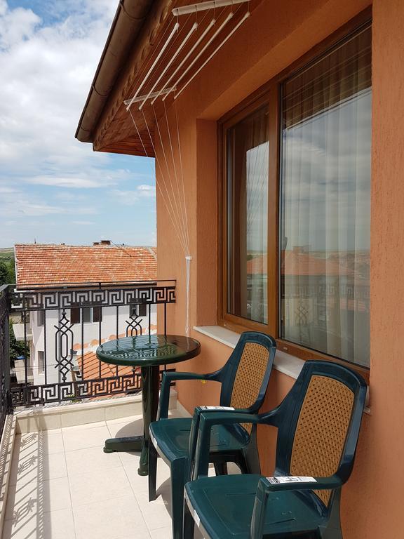 Guest House Markovi Aheloi Exterior foto